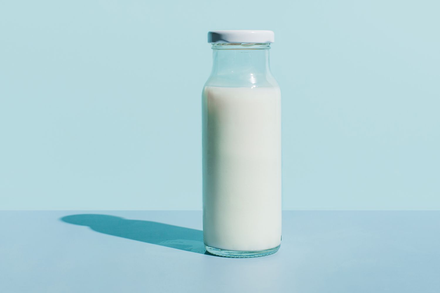 Is Ultra-Filtered Milk Healthier? We Asked Nutrition Experts